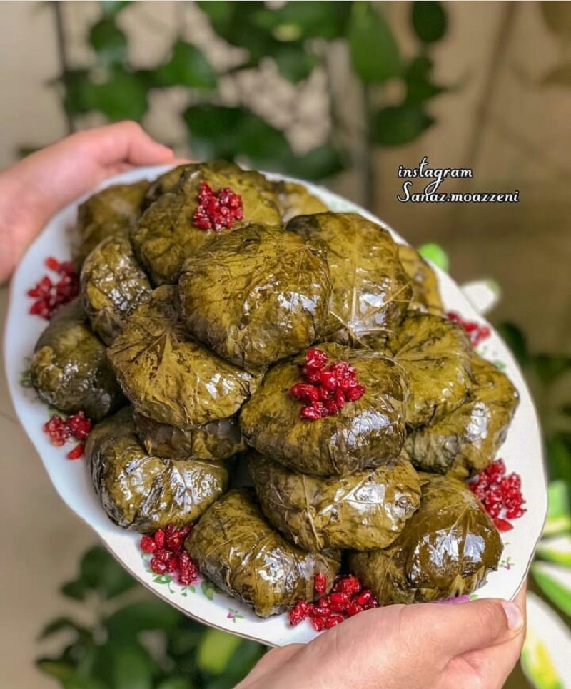 দোলমা: সব রুচির মানুষের পছন্দের একটি সুস্বাদু খাবার।
